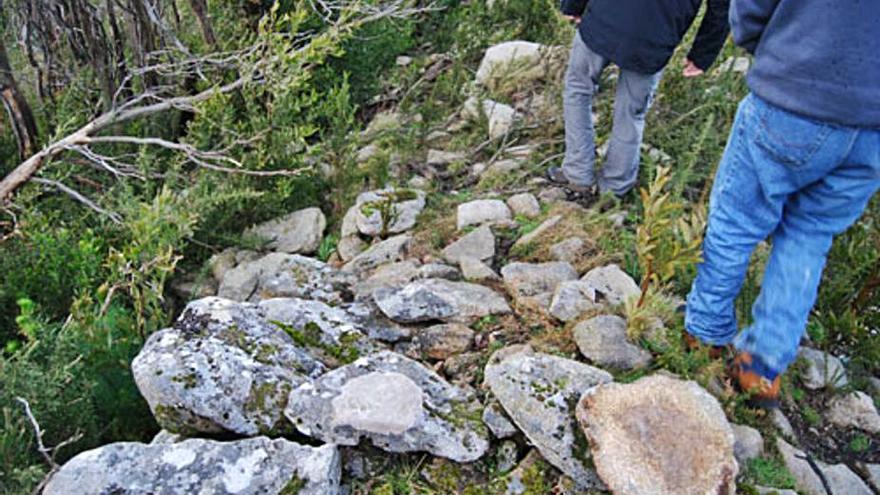 Parte de la muralla del yacimiento.