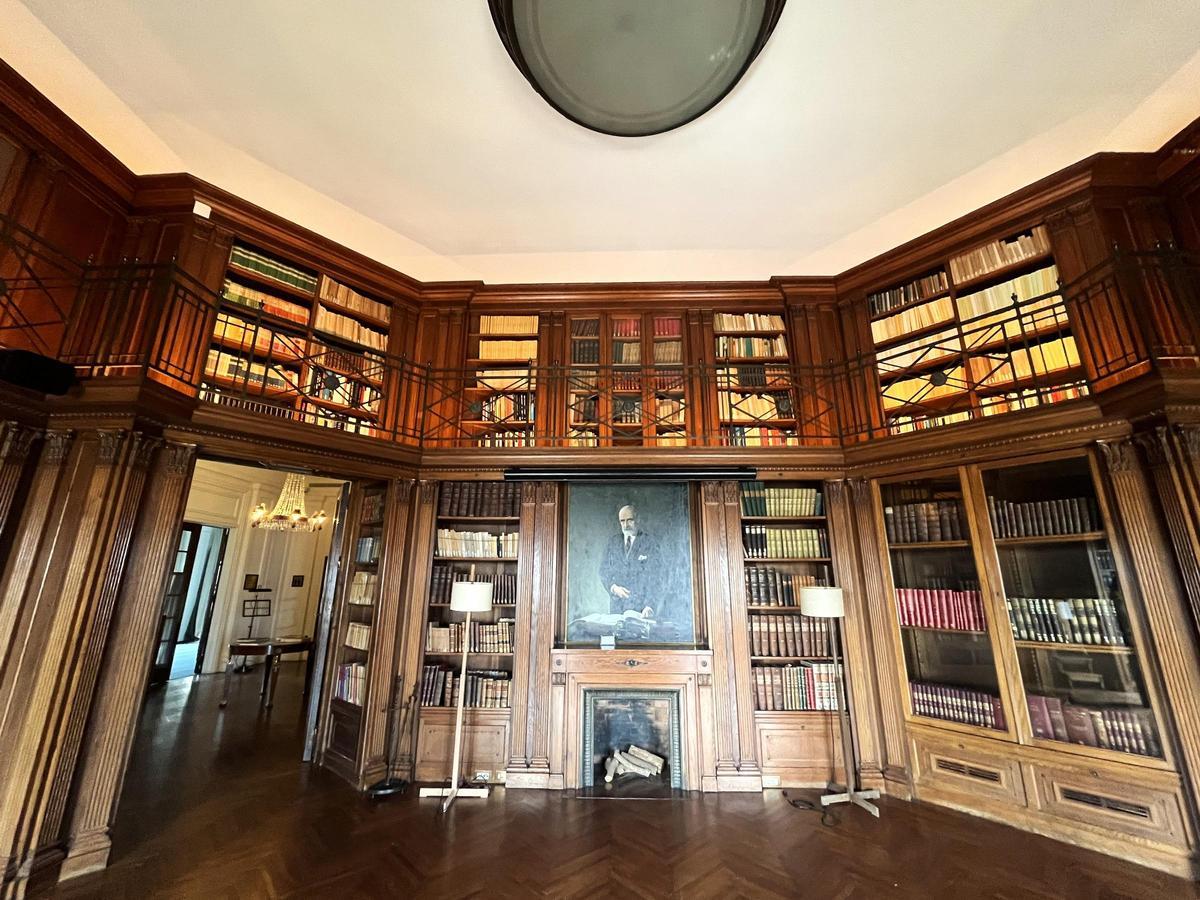 La biblioteca.