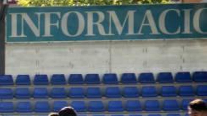 El Alcoyano quiere cerrar la plantilla con un extremo zurdo y  un central sub&#039;23