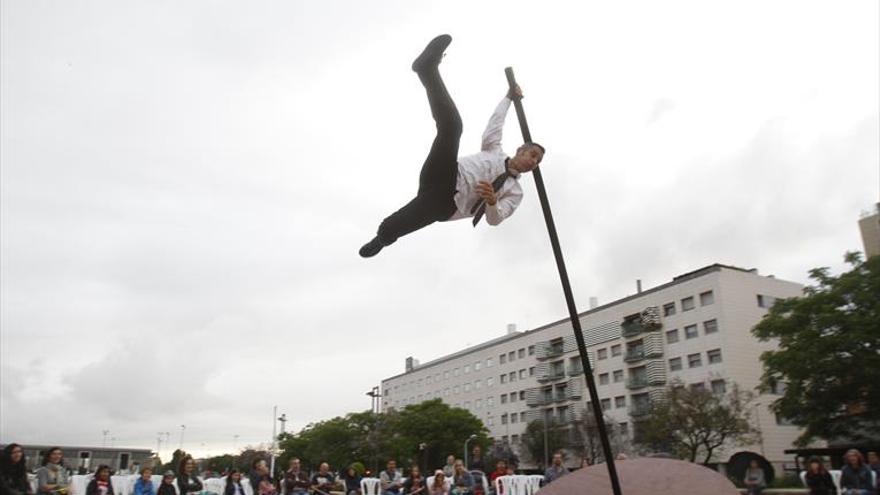 La compañía Mauvais Cotton, en el Festival de Circo