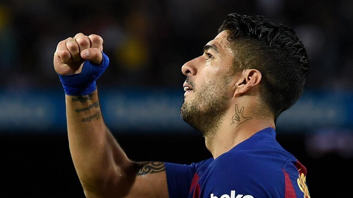 Luis Suárez, tras marcar el primer gol del Barça ante el Sevilla.