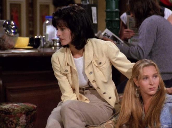 Monica Geller en el episodio 1 de Friends