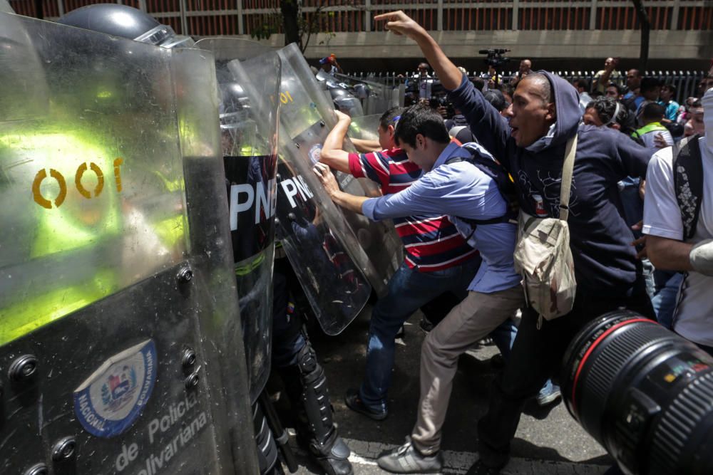 Incidentes en la marcha opositora en Venezuela