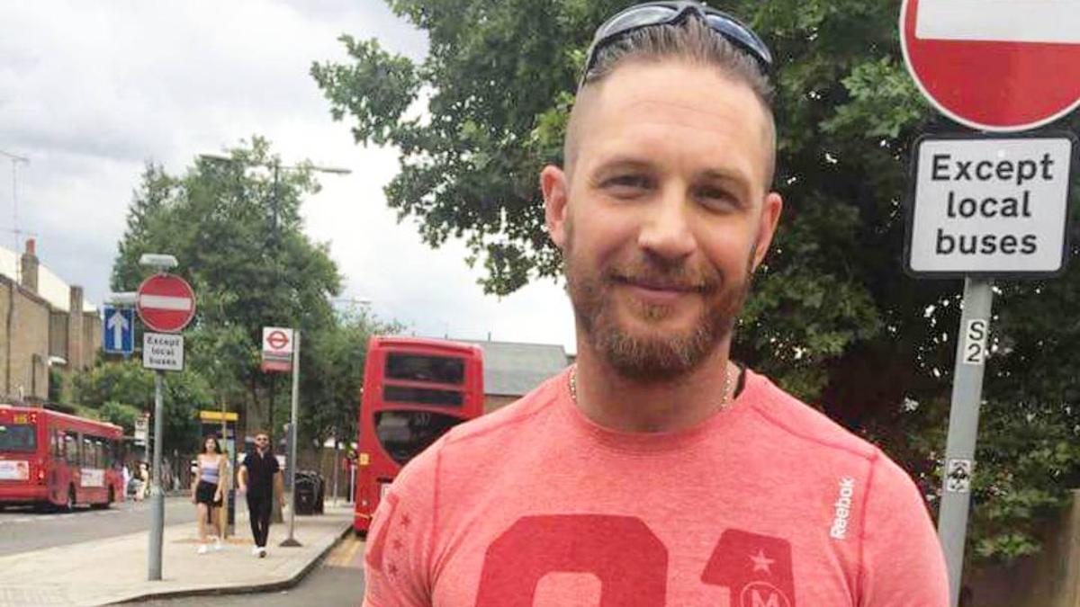 ¿Quieres adoptar un perrete? Pregunta por Tom Hardy