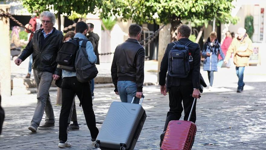 El turismo subió en 2025 un 2,5%, menos que la economía por primera vez tras la pandemia