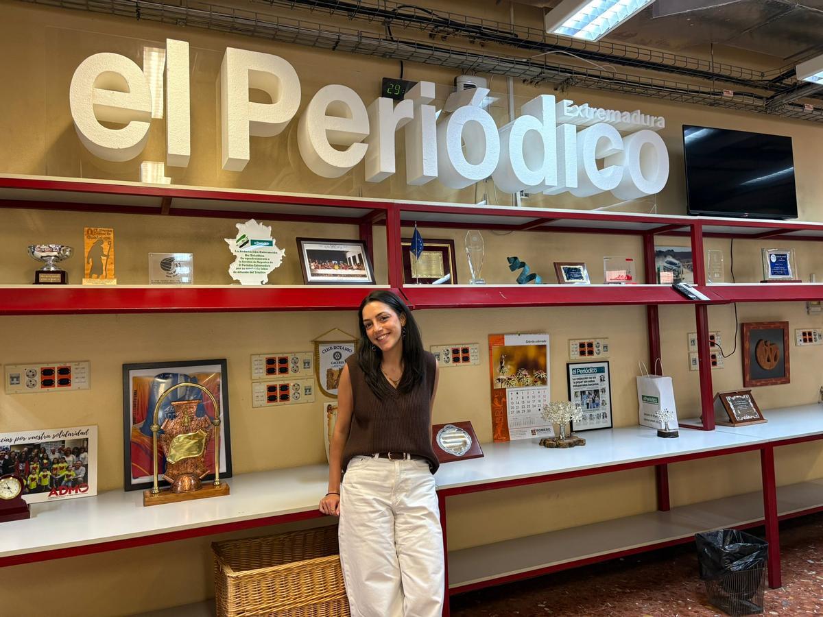Rocío Muñoz, periodista de El Periódico Extremadura, galardonada en los premios del Grupo Social ONCE.