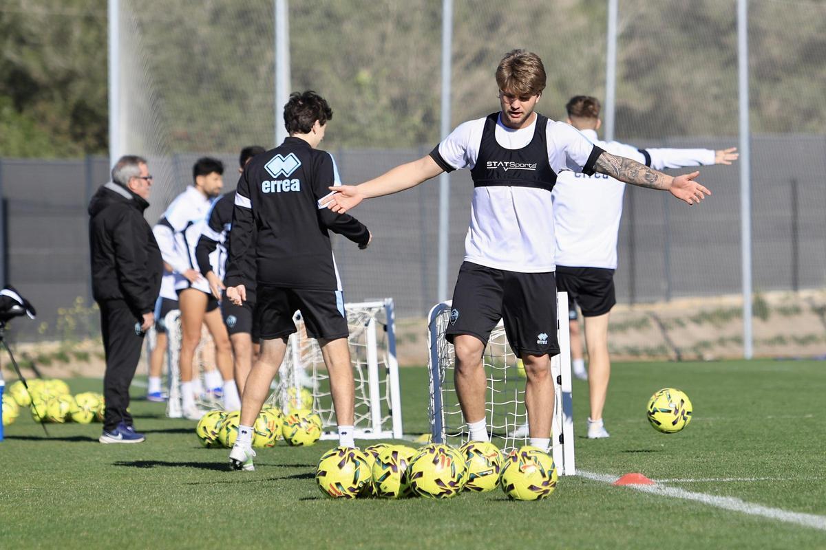 Así ha sido el penúltimo entrenamiento del Castellón antes de visitar al Valladolid