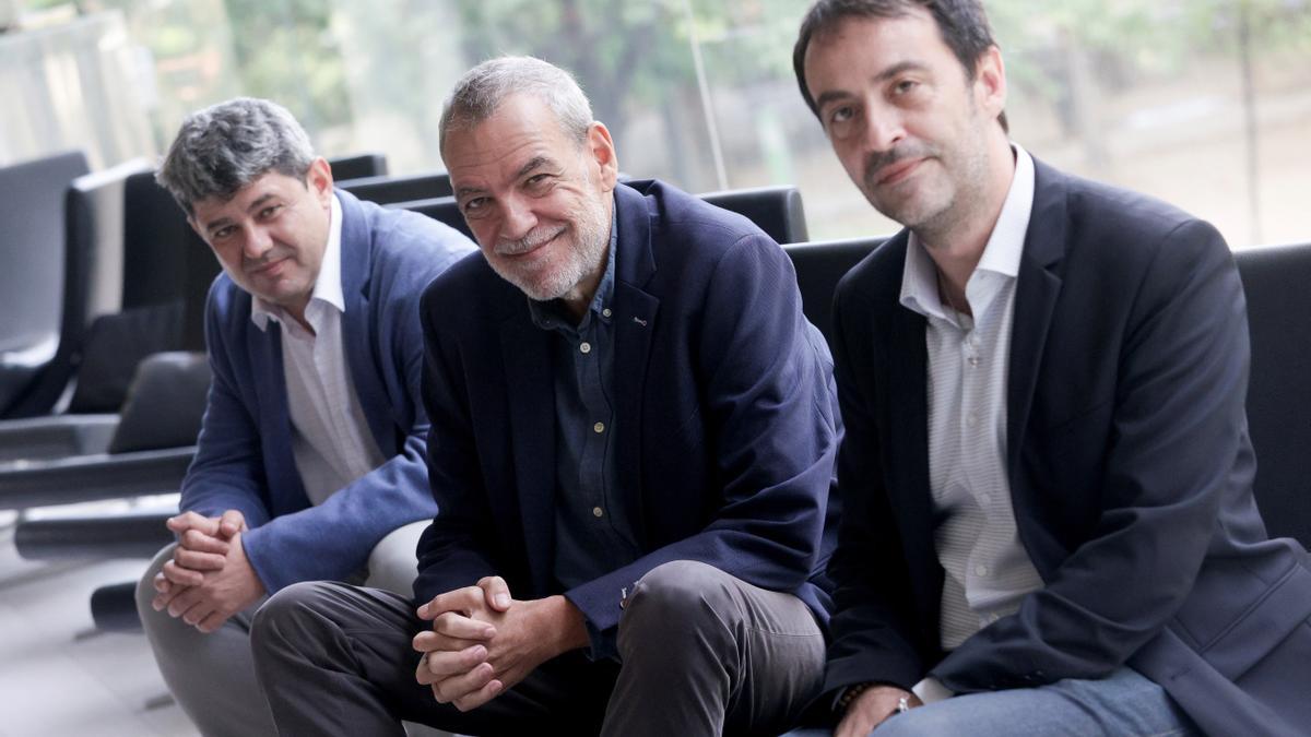 Agustín Martínez (d), junto a Jorge Díaz y Antonio Mercero.