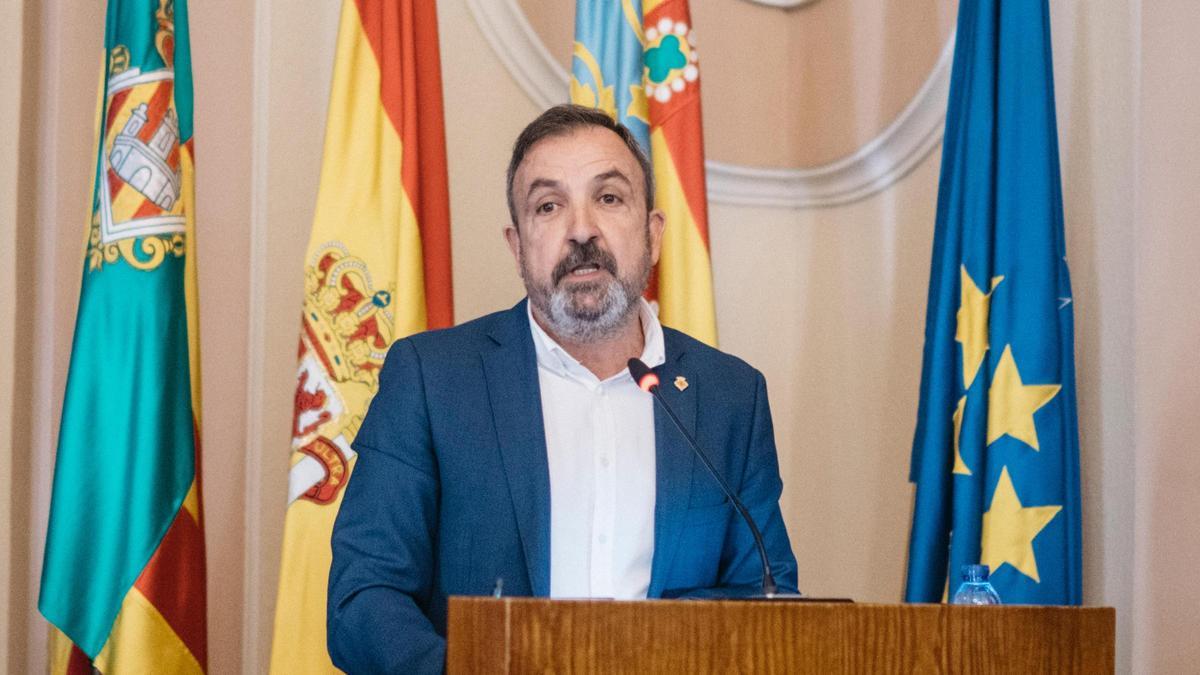 Juan Carlos Redondo, concejal de Hacienda, en una intervención en el pleno municipal.