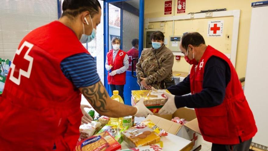 Voluntarios de Cruz Roja.