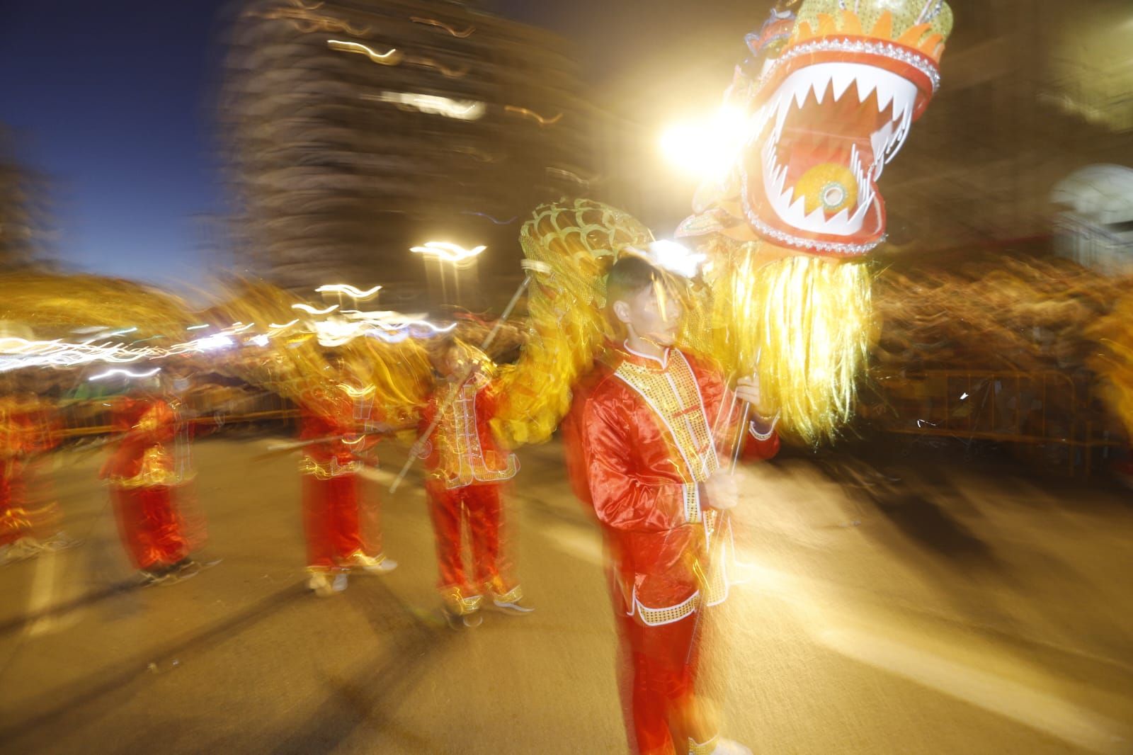 València recibe el nuevo año chino en una multitudinaria celebración