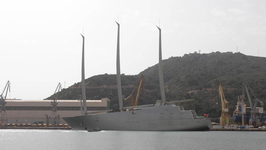 El velero más grande del mundo, Sailing Yatch A, en Cartagena.