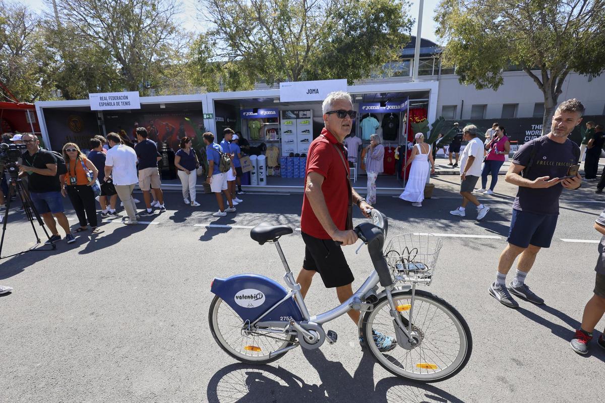 Empieza el espectaculo de la Davis