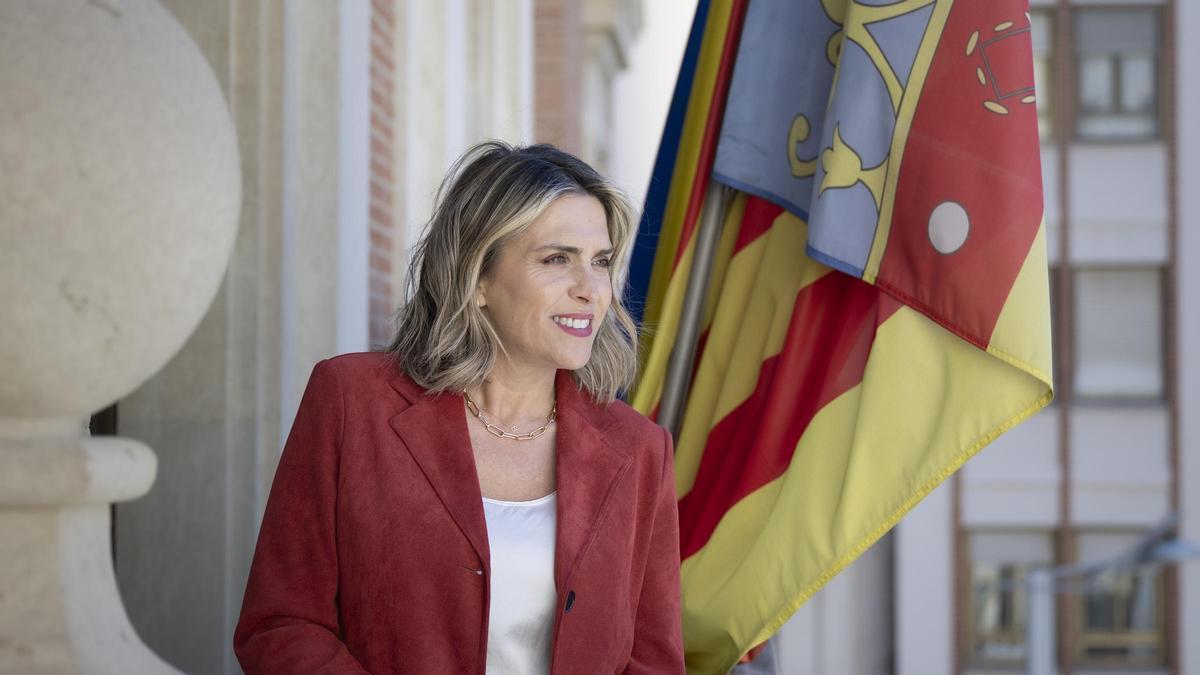 Barrachina anuncia un nuevo plan provincial para incrementar la seguridad.