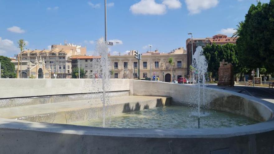 La fuente de Manterola ya luce renovada | AYTO-MURCIA