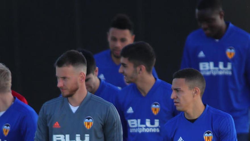 Los 18 de Marcelino para medirse al Sevilla en Mestalla