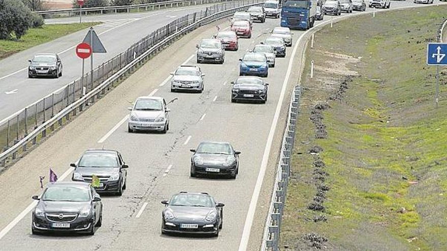 Colapsada la A-4 contra el abandono de la provincia Jaén
