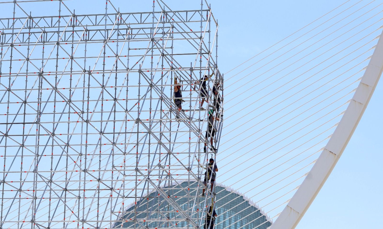 La Ciudad de las Artes y las Ciencias se prepara para el Festival de les Arts