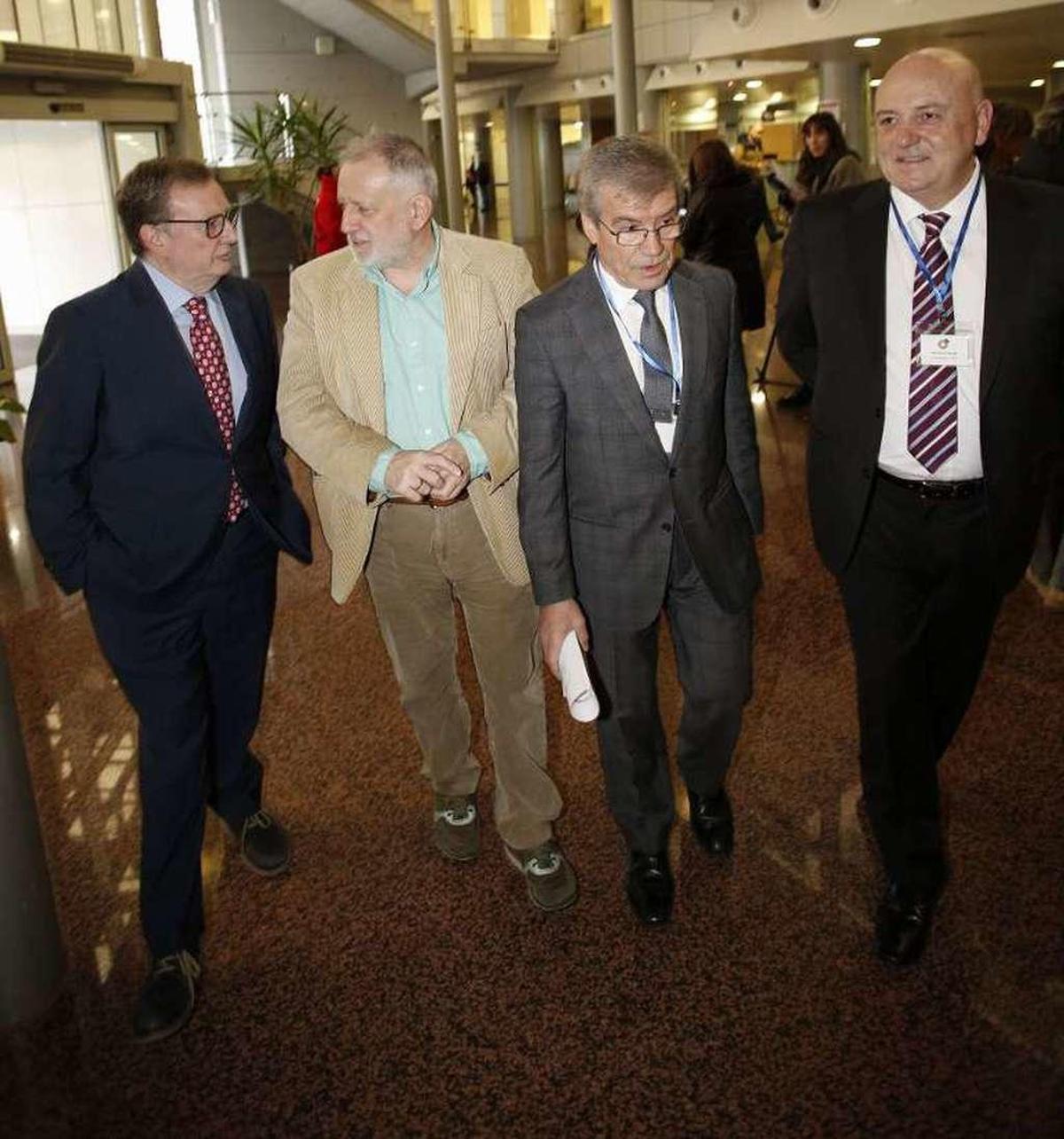 Cuatro de cada diez enfermos crónicos de Asturias se saltan el tratamiento médico