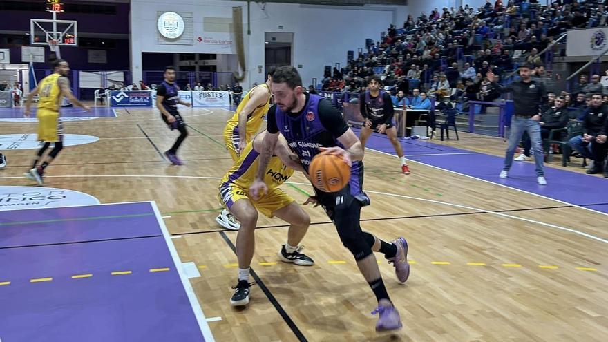 Un partido de Proinbeni UpB Gandia en el Pabellón Municipal