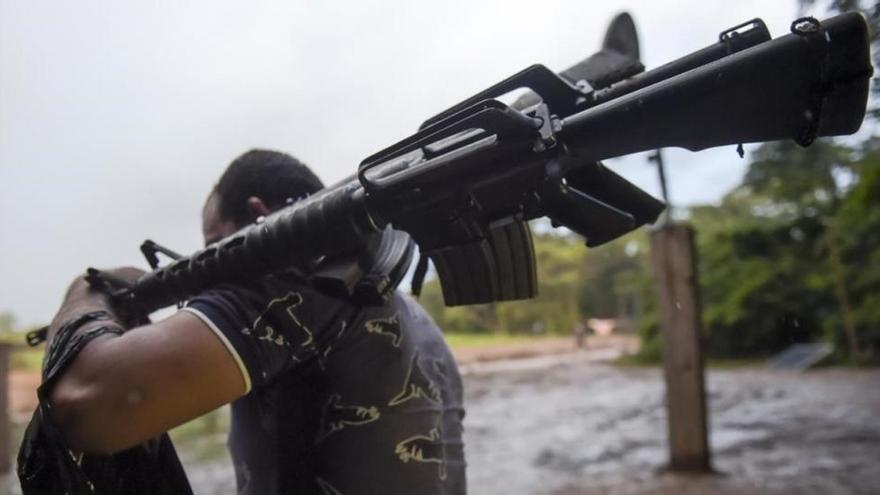 Las FARC completan la entrega de armas a la ONU