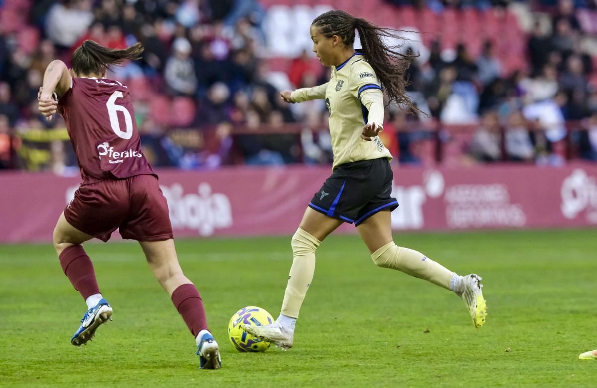 Vicky López marca el tercer gol del Barça en Las Gaunas