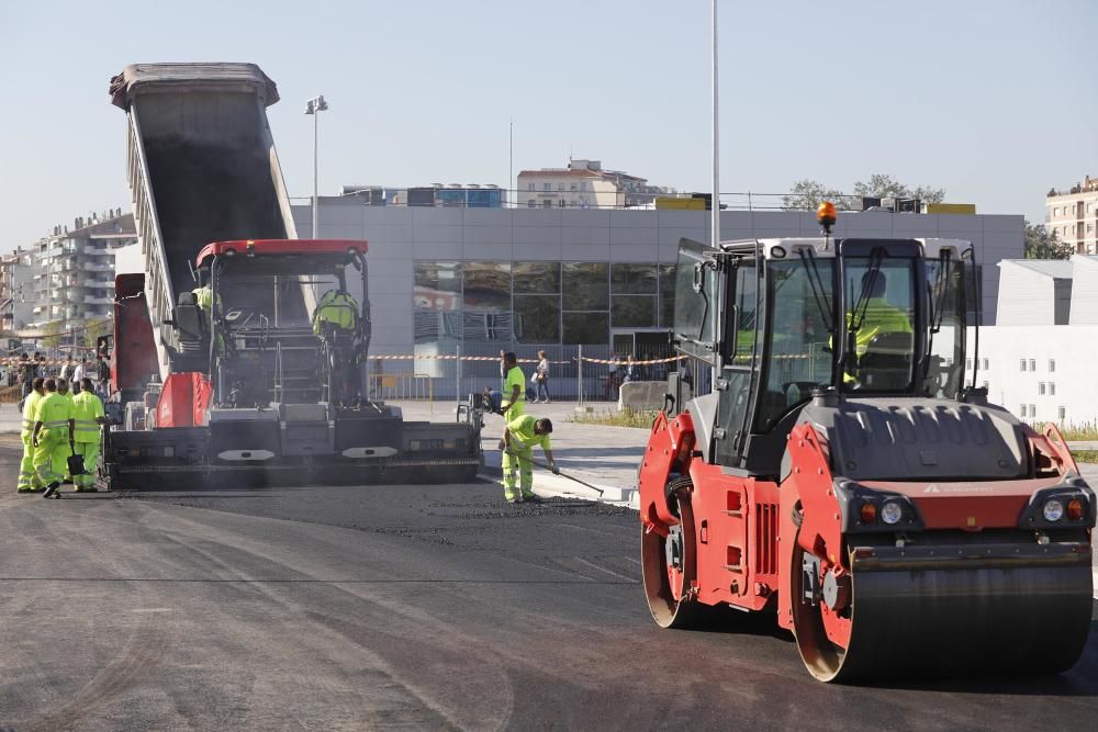 Obres a les andanes de l'estació de Renfe i al parc Central