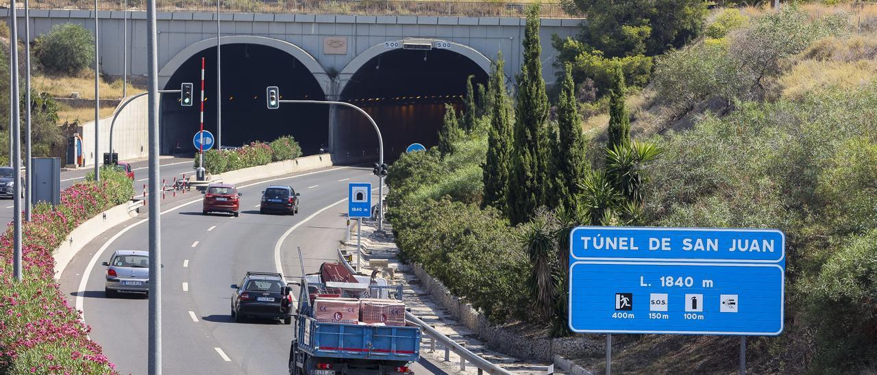 Obras en el túnel de Sant Joan en una imagen de archivo