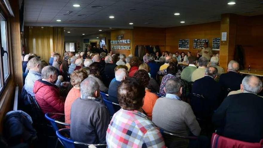 La reunión estuvo muy concurrida. // Gonzalo Núñez