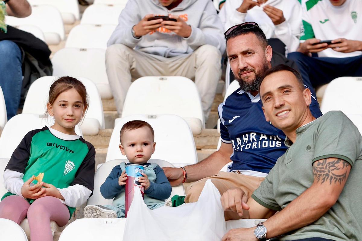 Córdoba CF-Albacete | Las imágenes de la afición en El Arcángel