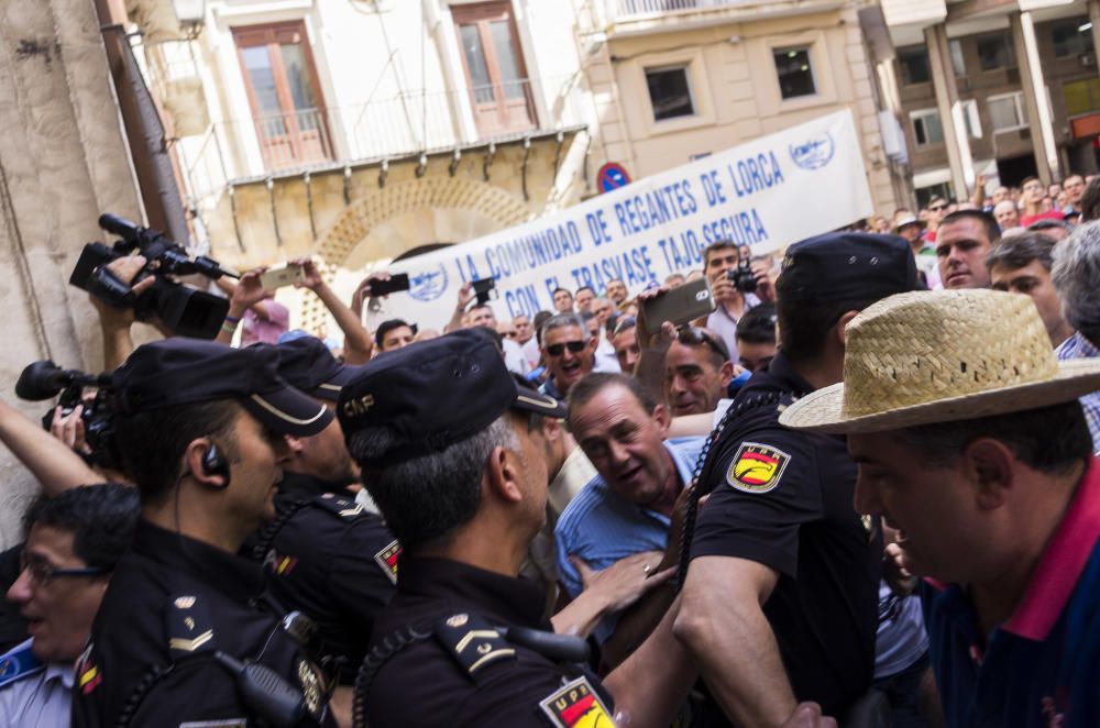 Tensión en la protesta de los agricultores