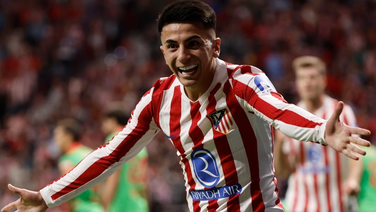 Thiago Almada celebra el gol del triunfo