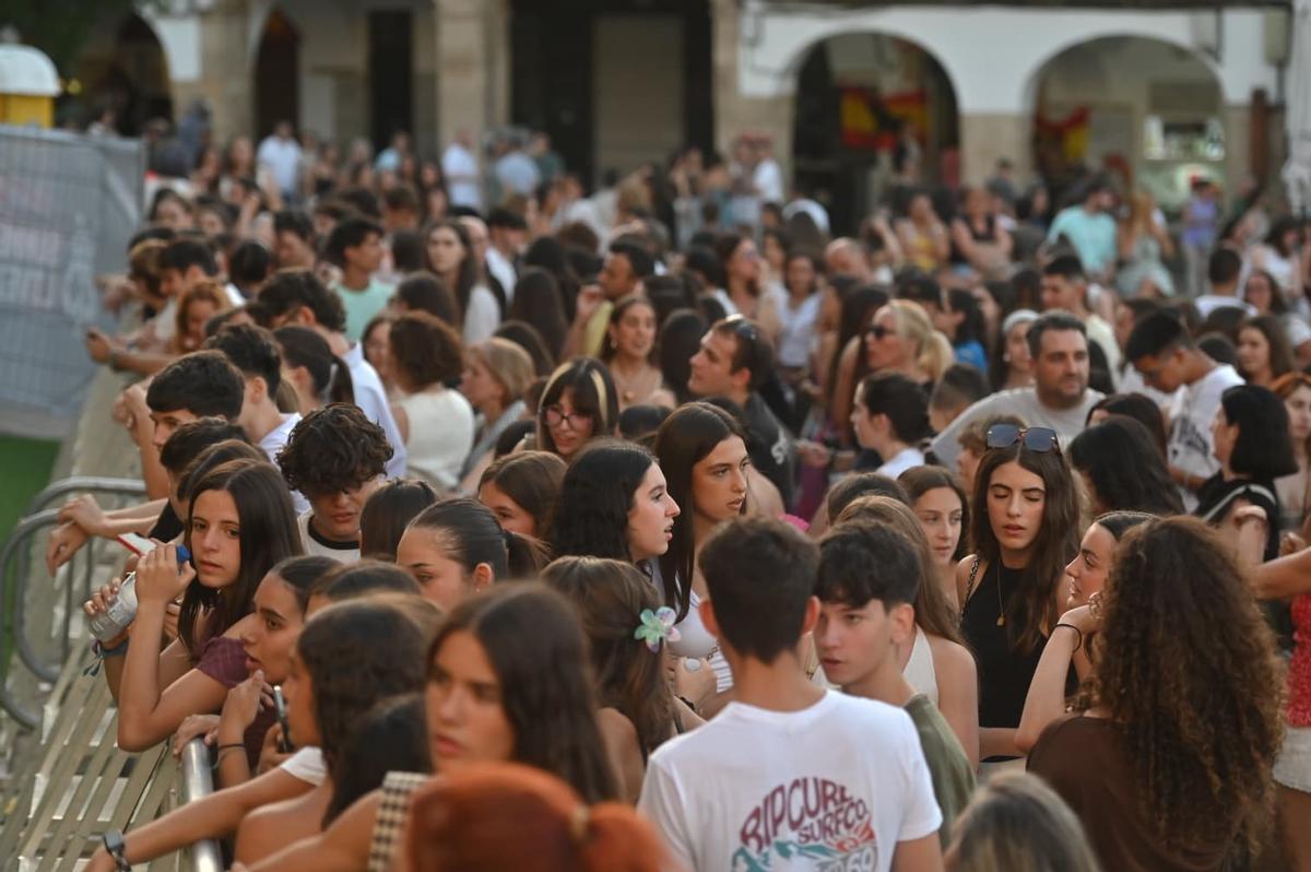 Imagen captada la noche de este viernes en la plaza Mayor.