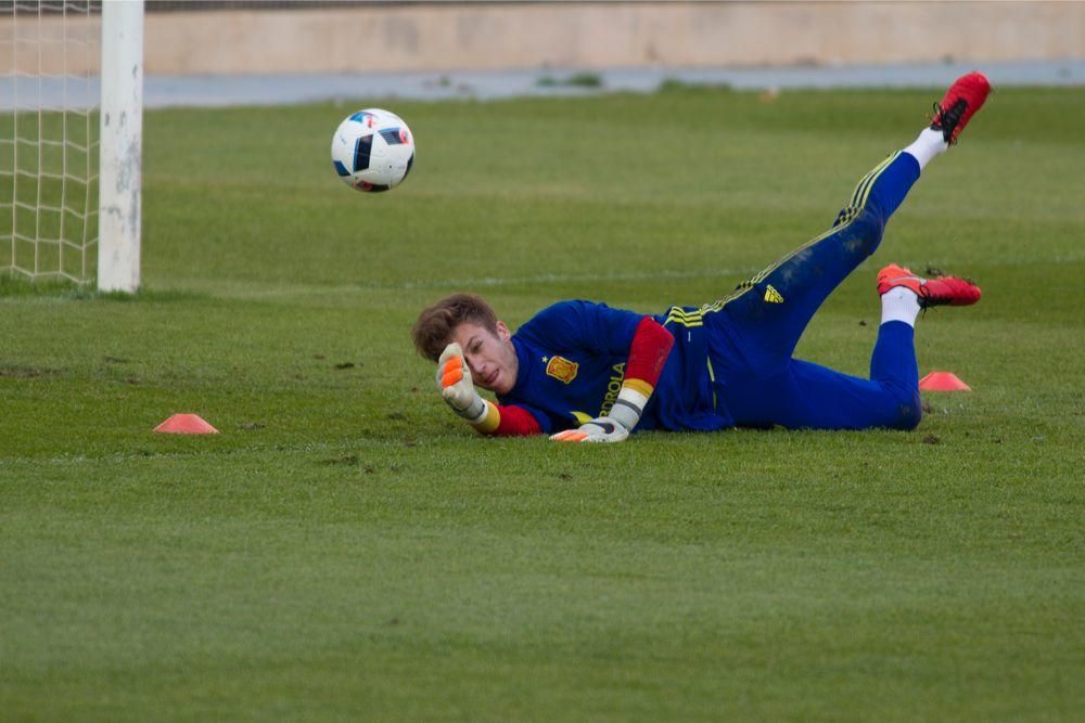 Entrenamiento de la Selección Sub-21 en Murcia