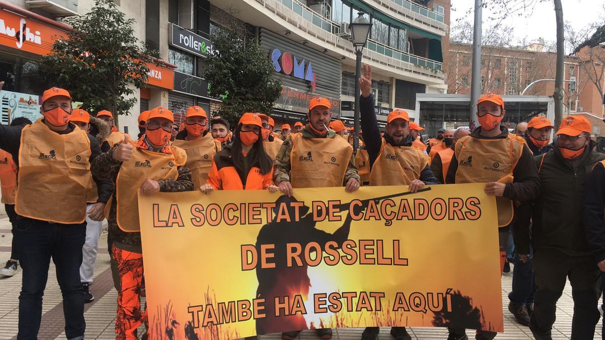 Cazadores de Rossell en la manifestación de Madrid de esta mañana.