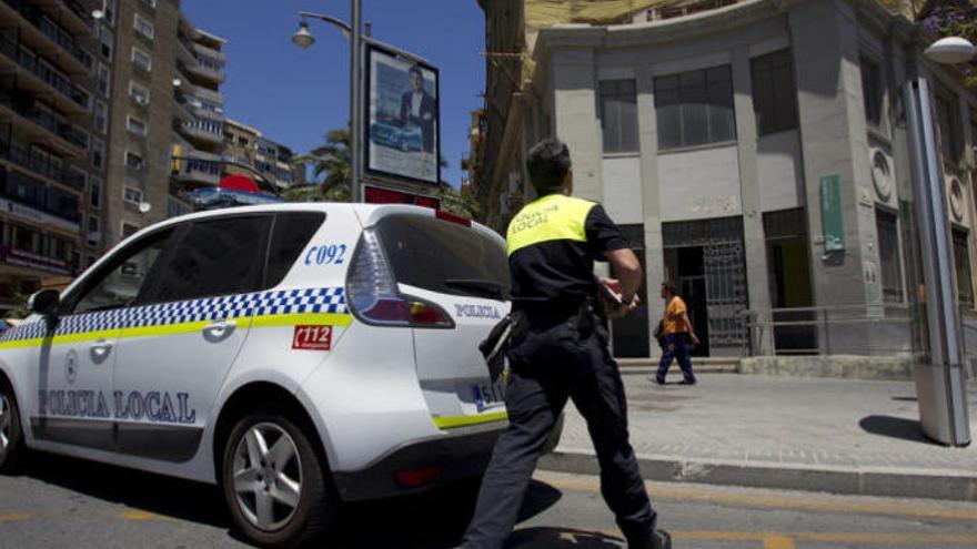 Dotación de la Policía Local de Málaga.