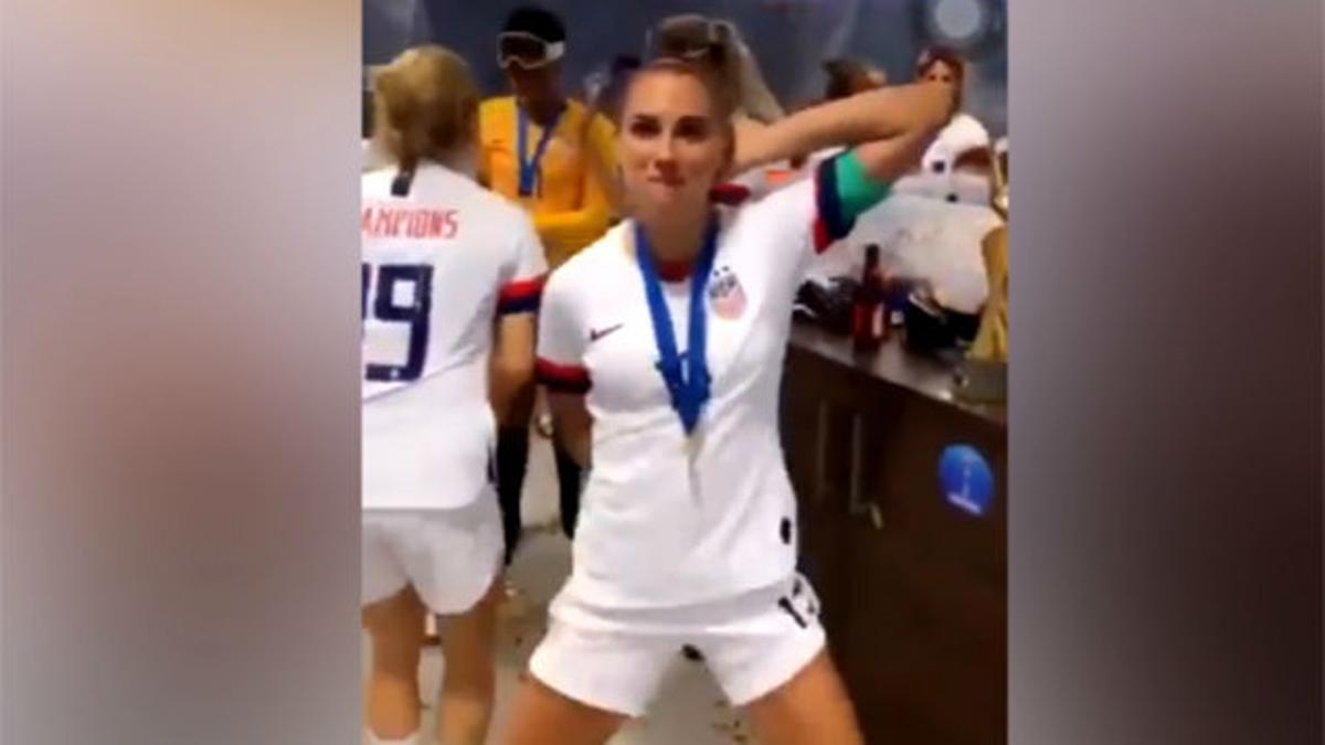 Alex Morgan deslumbra en la celebración del Mundial: Twerk nivel campeona del mundo