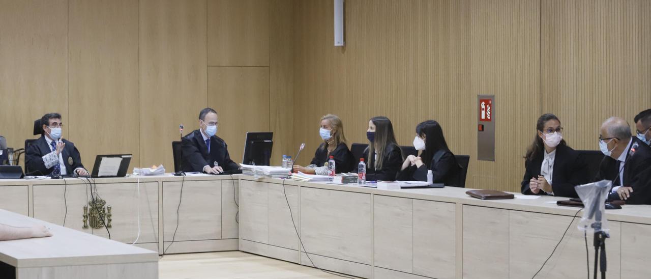 Imagen de la primera sesión del juicio por el crimen de La Chica Carlota.