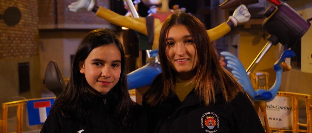 Emma Bueso y Paula Aguilar, falleras infantil y mayor de la falla El Compromís de Almenara.