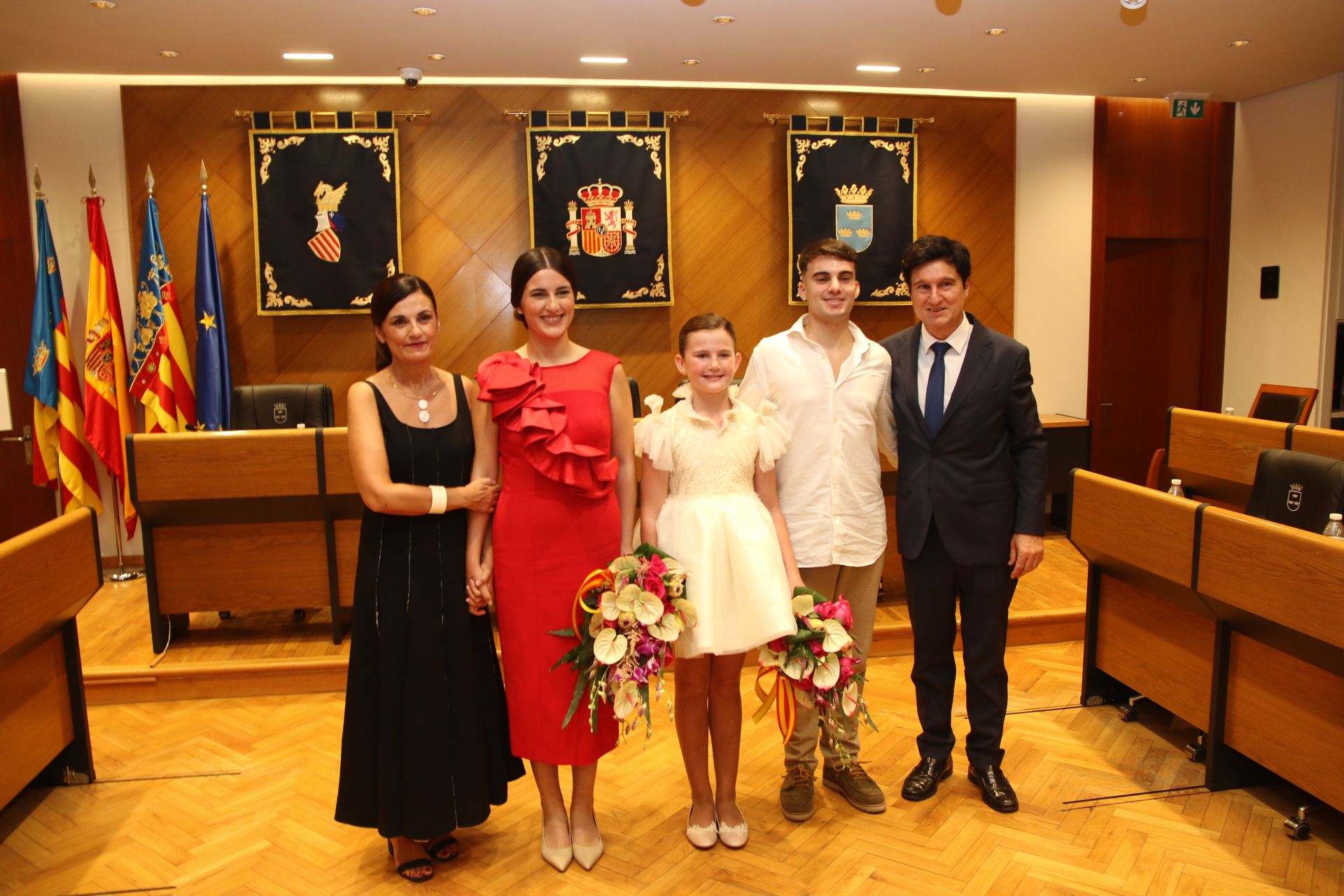 Las imágenes de la elección de las reinas falleras de Burriana