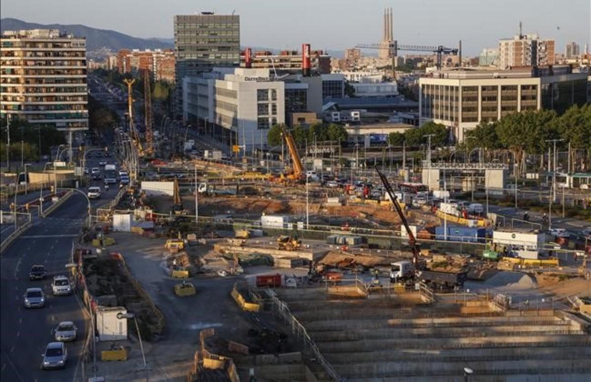 Imagen de las obras de Glòries captada el pasado jueves. 