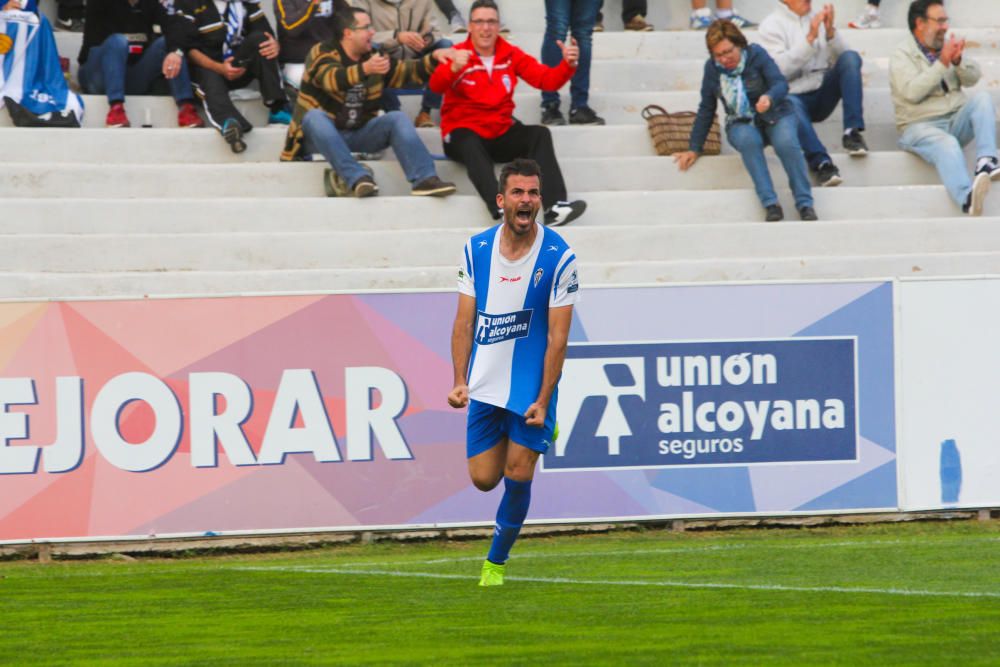 El Alcoyano se aupa al liderazgo