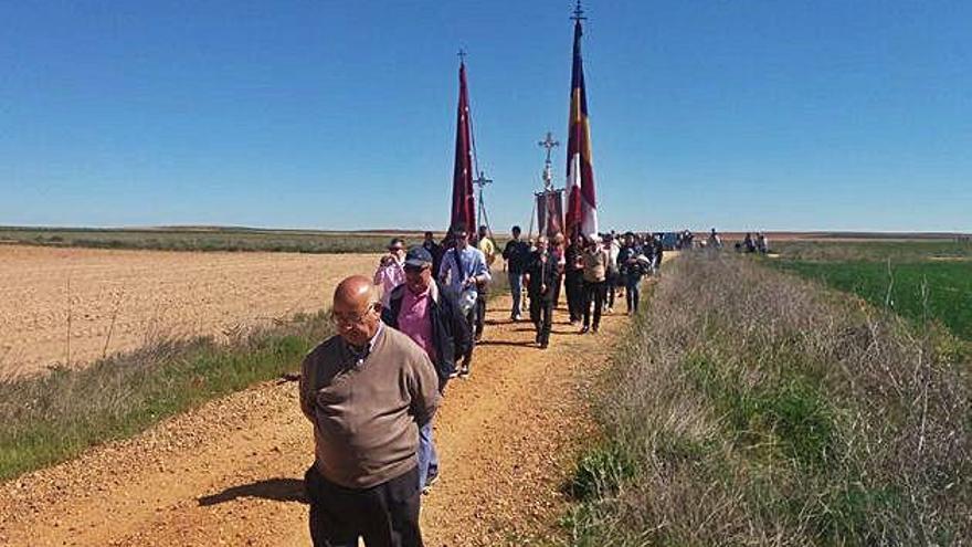 Villalba de la Lampreana renueva su voto a la Virgen del Templo