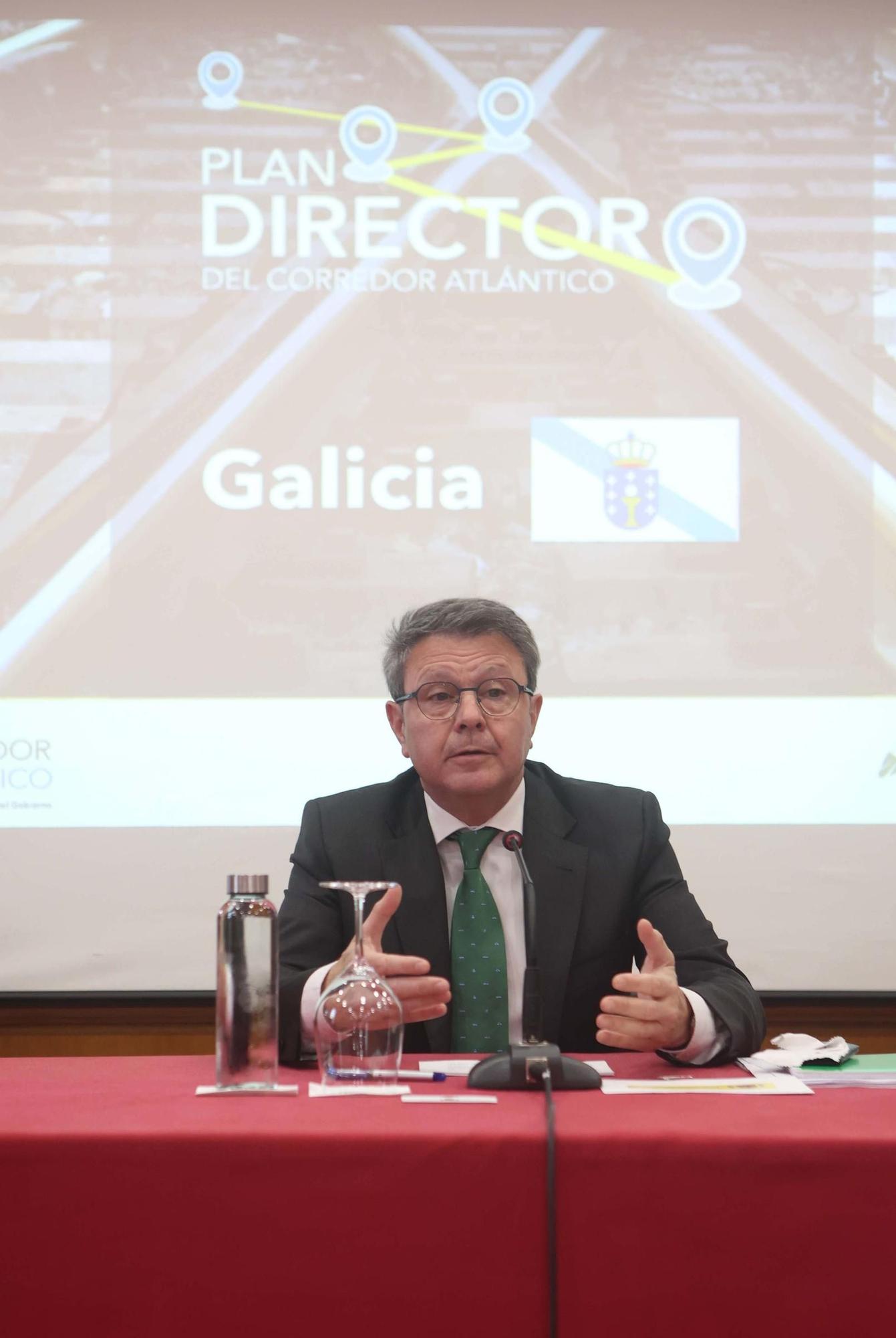 Transportes se da cinco años para mejorar el tren desde A Coruña a Ferrol y Lugo