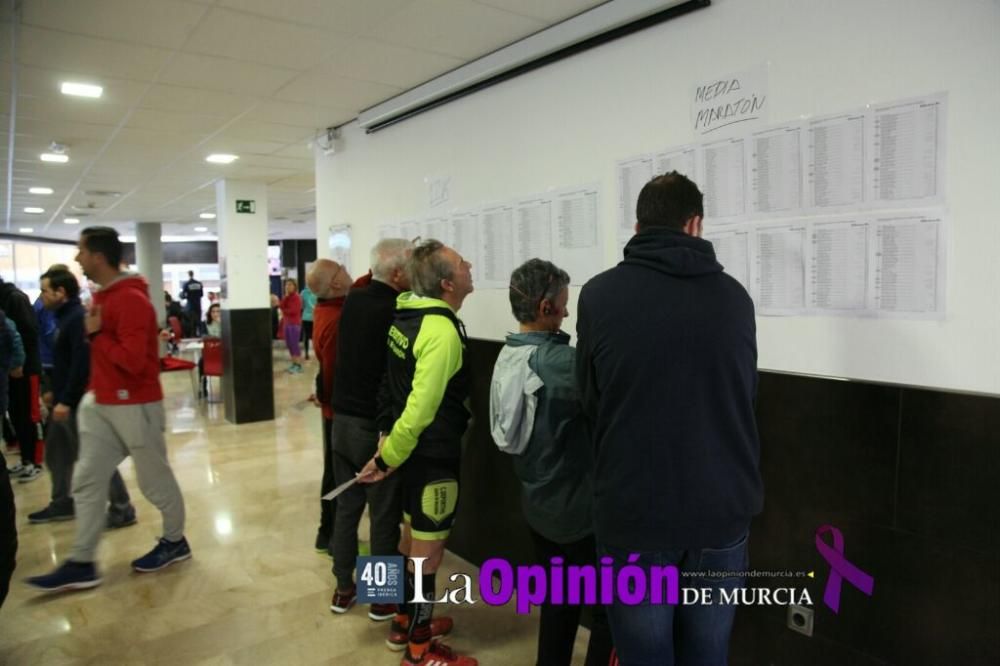 Recogida de dorsales, ambiente y salida de la XXXI Media Maratón Ciudad de Lorca