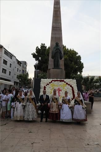 Ofrenda de flores a Sant Pasqual en Vila-real