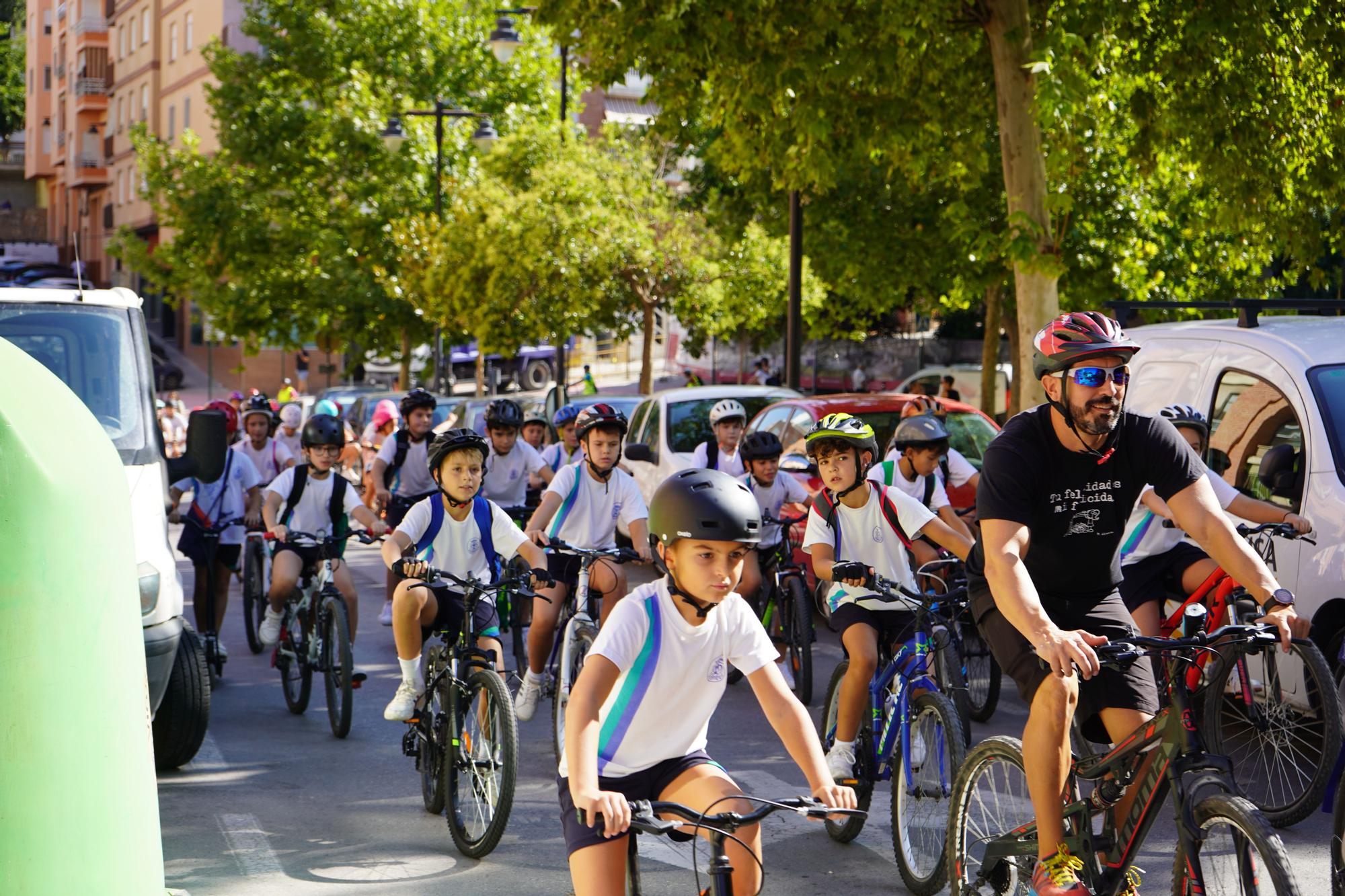 200 escolares de Ontinyent celebran el Día Mundial Sin Coches