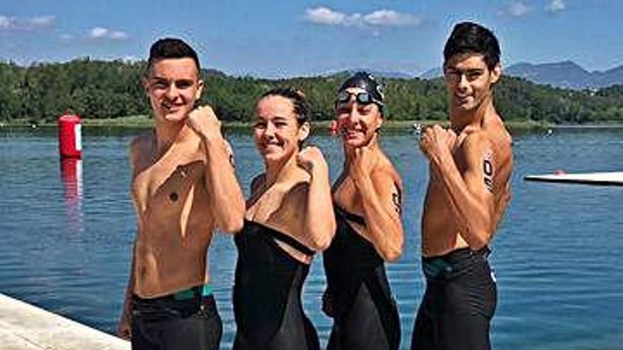 Manu Simón, Paula Otero, María de Valdés y Gaspar Andrade.