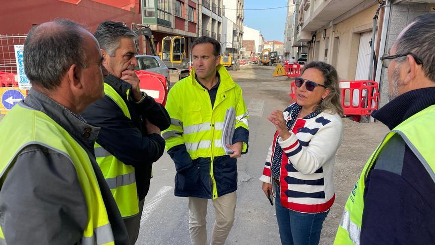 Las obras en Alexandre Bóveda obligan a cerrar el agua