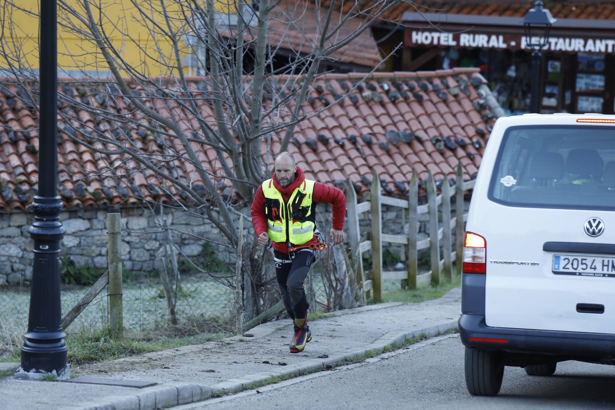 EN IMÁGENES: Así ha sido el dispositivo de rescate de Senen Turienzo, el joven desaparecido en los Picos de Europa